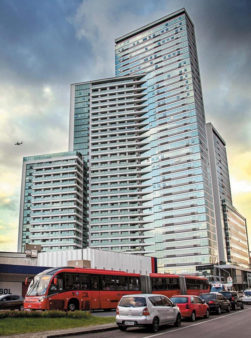 Premium - Garagem - 7th Avenue * Curitiba